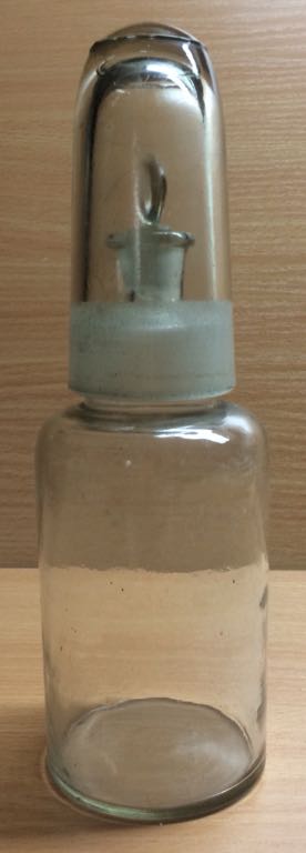 Stara butelka apteczna? z korkiem +szklany lejek