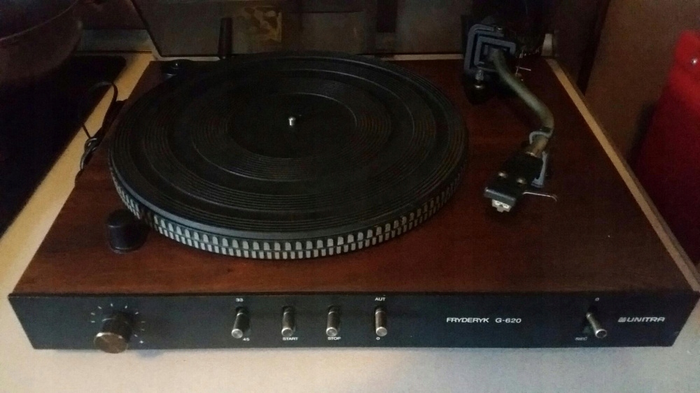 Gramofon Unitra Fryderyk G-620