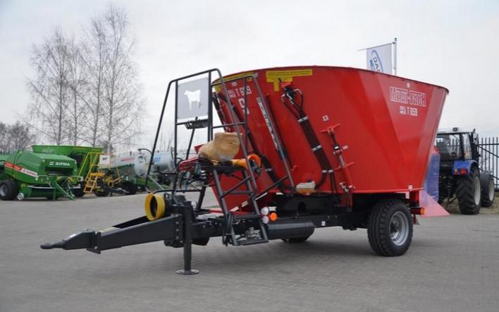 Wóz paszowy Paszowóz METAL-FACH T-659 BELMIX 12m3