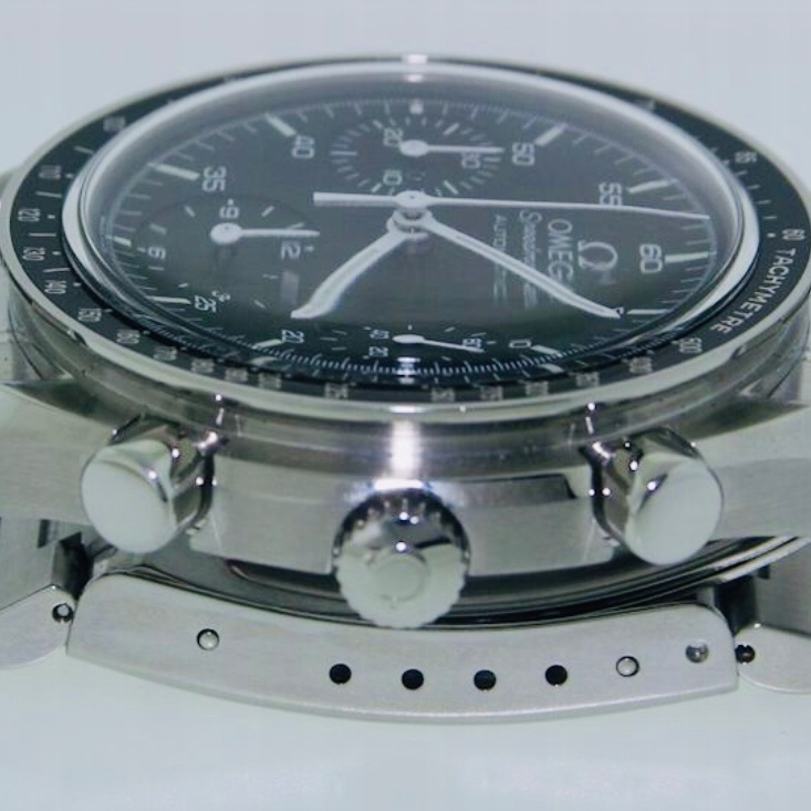 omega moonwatch 39mm