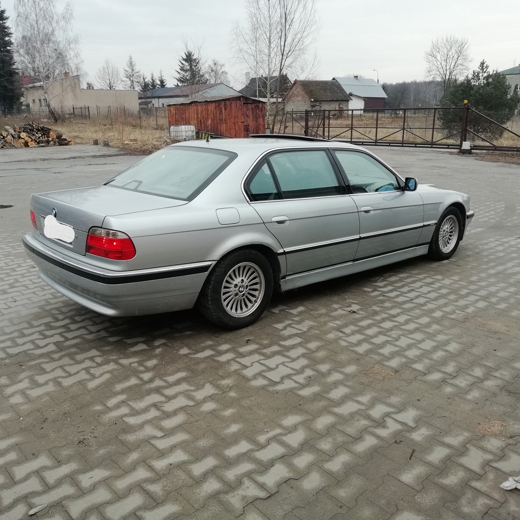 BMW e38 750i LONG individual klasyk