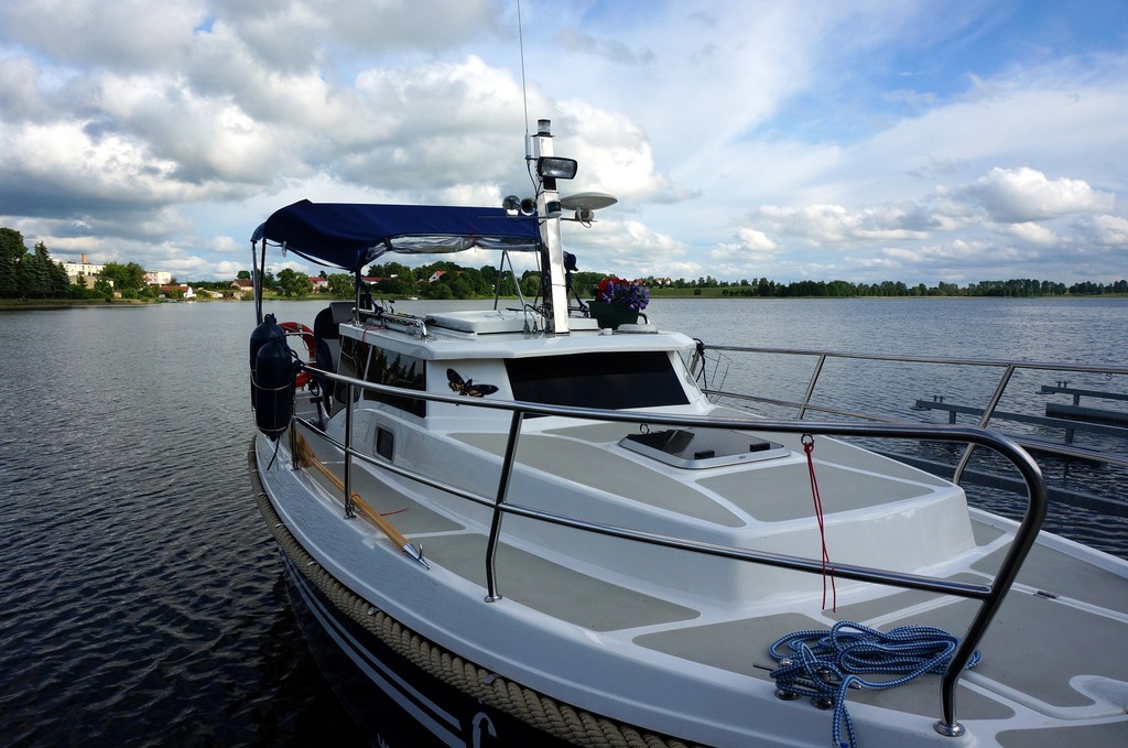 CZARTER JACHTU LAGUNA 700 CRUISER - MAZURY