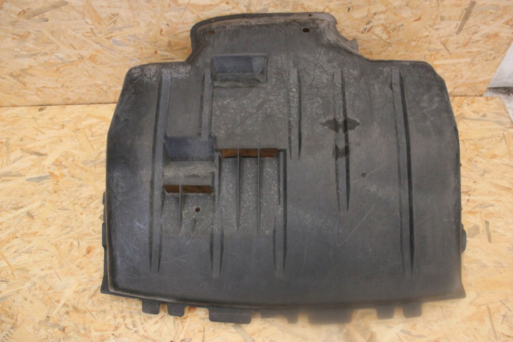 OSŁONA SILNIKA Seat INCA diesel 1.9 SDI 6K0825235A