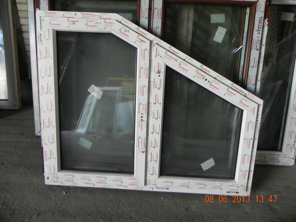 okno skos 1500 x 1210 białe