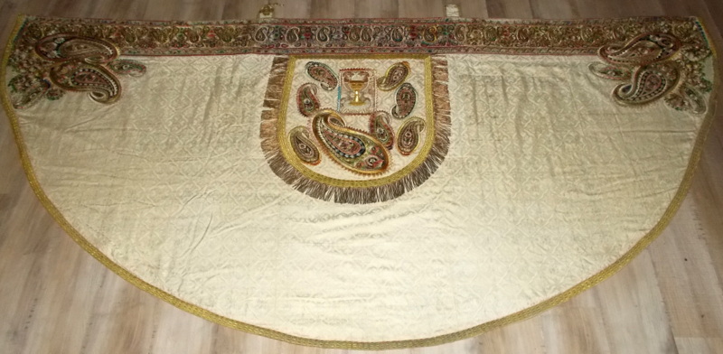 Kapa liturgiczna, przedsoborowa, rzymska