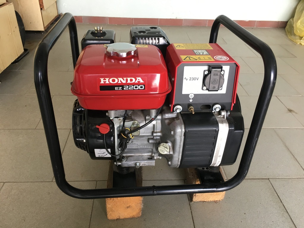 Agregat Prądotwórczy Honda EZ2200 z AVR jak nowy