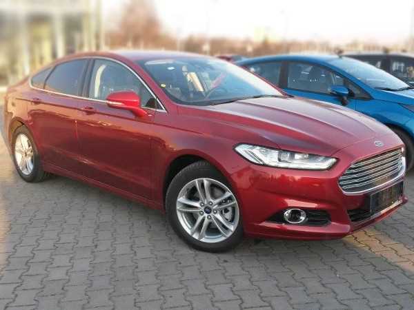 Ford Mondeo Mk5 uszkodzony 2,0tdi Titanium Niemiec