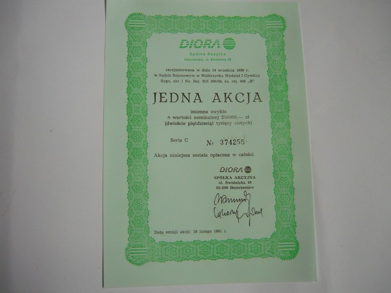 DIORA jedna akcja imienna zwykła 374255 akcje Dior