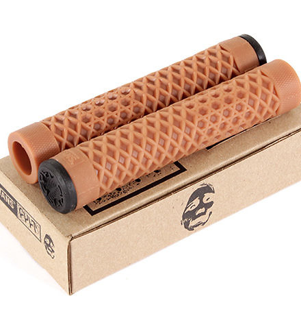 gripy cult x vans waffle