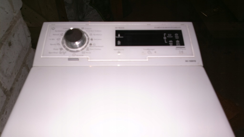 Pralka Electrolux EWT 1567 VDW z funkcją pary
