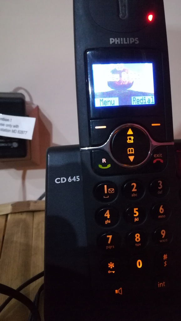 TELEFON BEZPRZEWODOWY Z SEKRETARKĄ PHILIPS CD645
