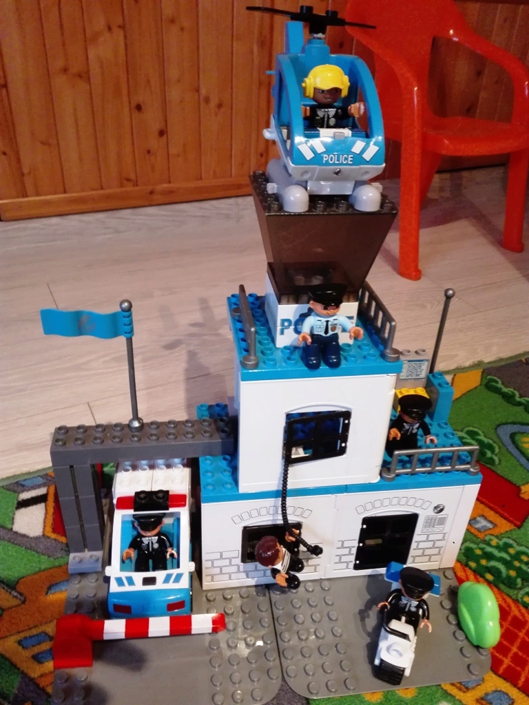zestaw klocków LEGO DUPLO i zamienniki + 40 szt