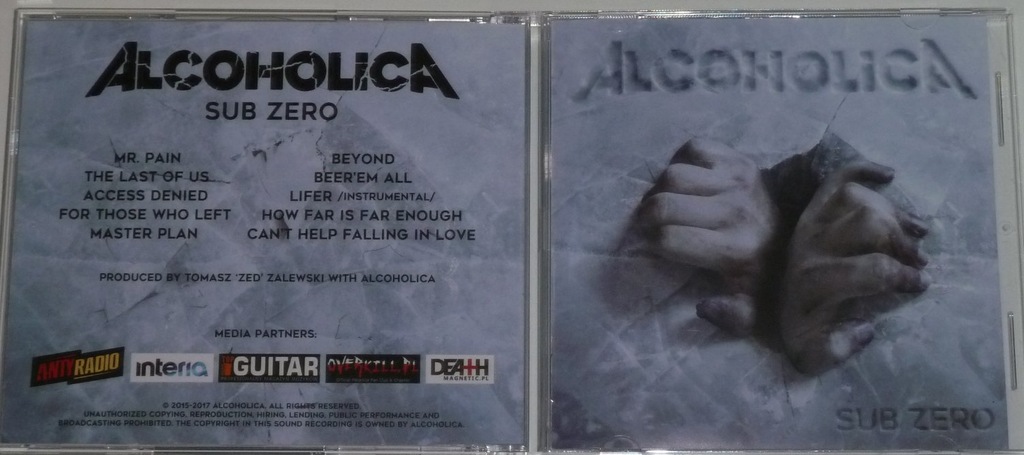 ALCOHOLICA - SUB ZERO [AUTOGRAFY]