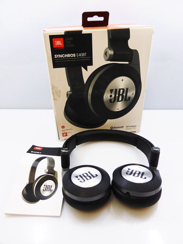 SŁUCHAWKI JBL E40BT JEDNA USZKODZONA