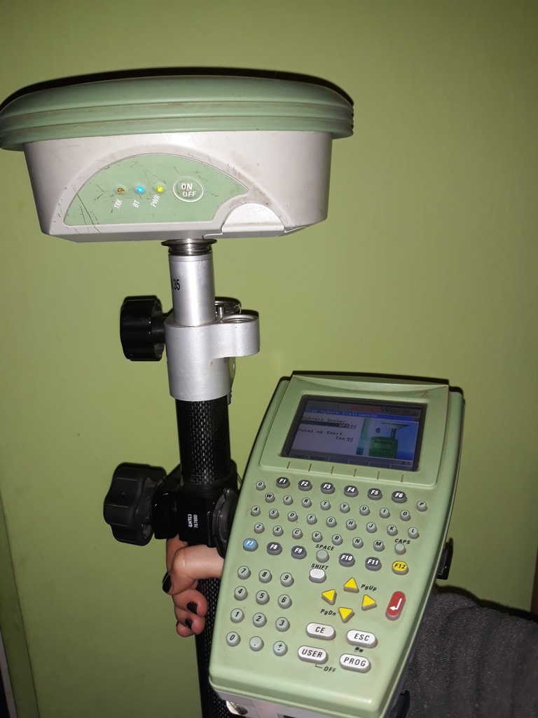 Odbiornik GPS Leica 1200 7125243953 oficjalne archiwum Allegro