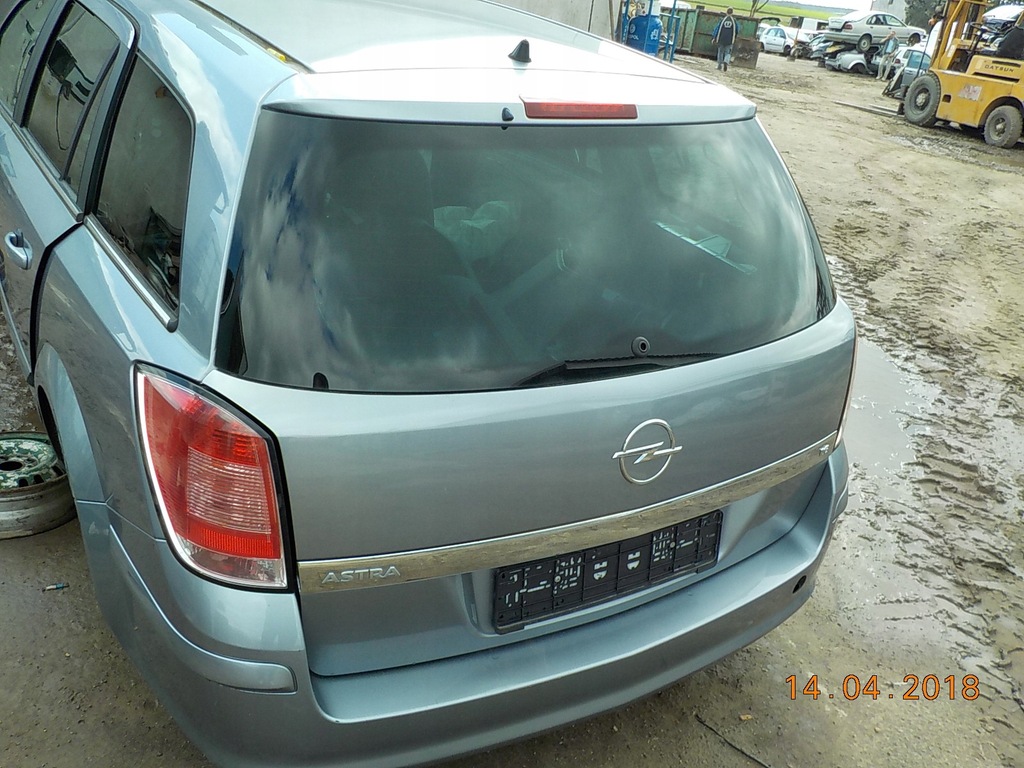 OPEL ASTRA III H KOMBI KLAPA BAGAŻNIKA Z163