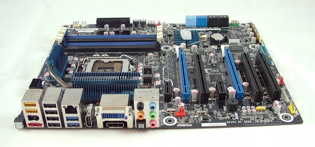 Płyta główna INTEL DZ68BC s1155 HDMI USB3 GWAR 3M 7617765004