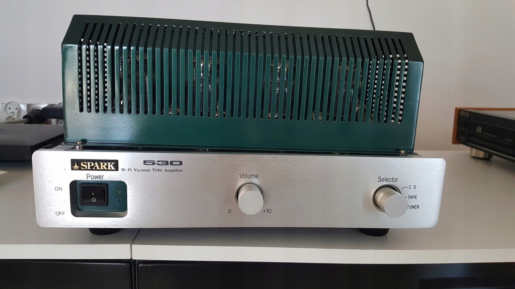 S P A R K - 5 3 0 (Cayin)
