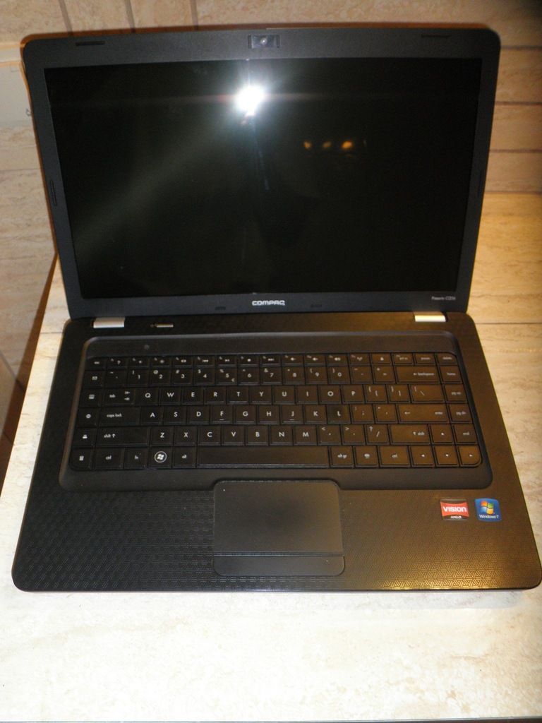 Compaq Presario CQ56 z wadą chip'a graficznego kpl