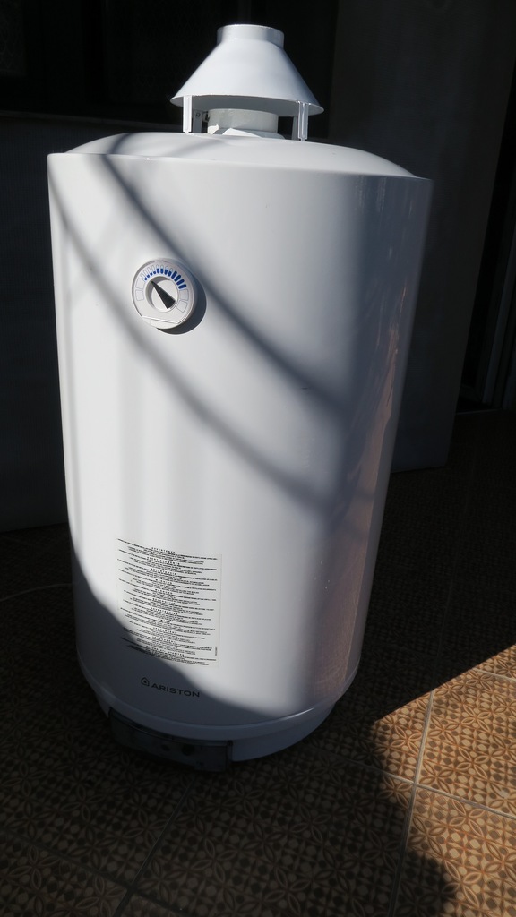 Podgrzewacz gazowy Ariston SGA Electronic 100V CA