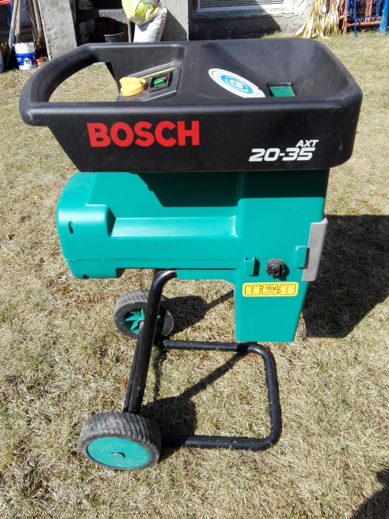 Bosch Rozdrabniacz gałęziarka AXT 2000W 20-35