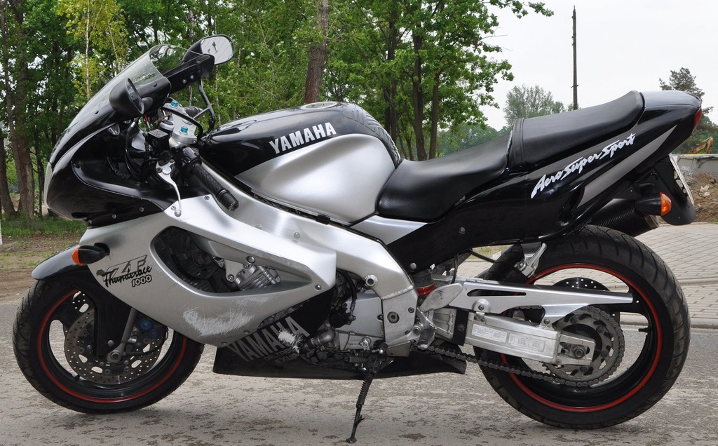 Motocykl Yamaha YZF1000R Thunderace - warto !