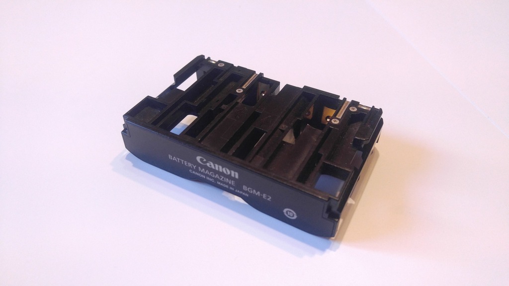 Canon BGM-E2 Battery Holder - Koszyk na baterie AA