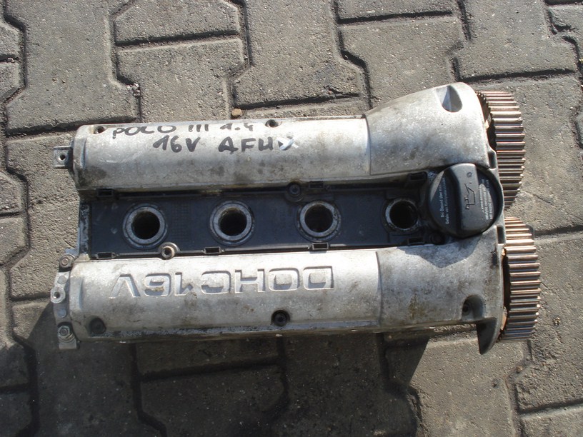 VW POLO III 1.4 AFH GŁOWICA SILNIKA 036103373