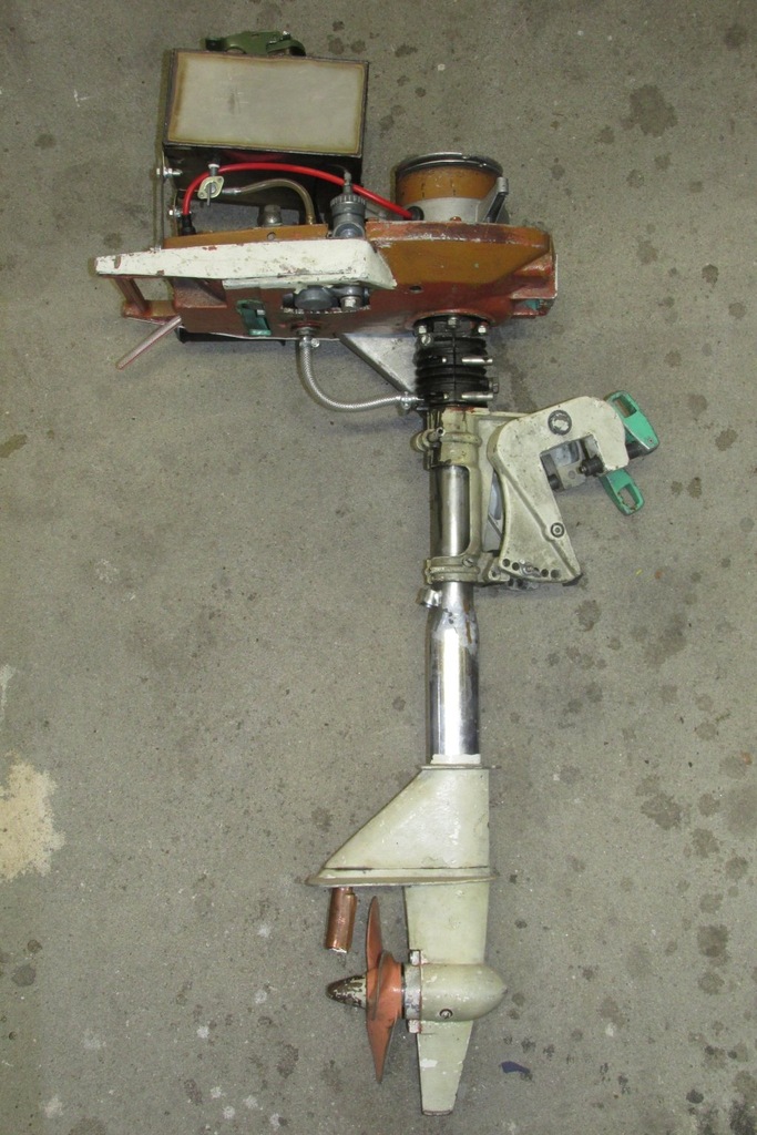 Silnik zaburtowy DE-6 Nowa Dęba WSK