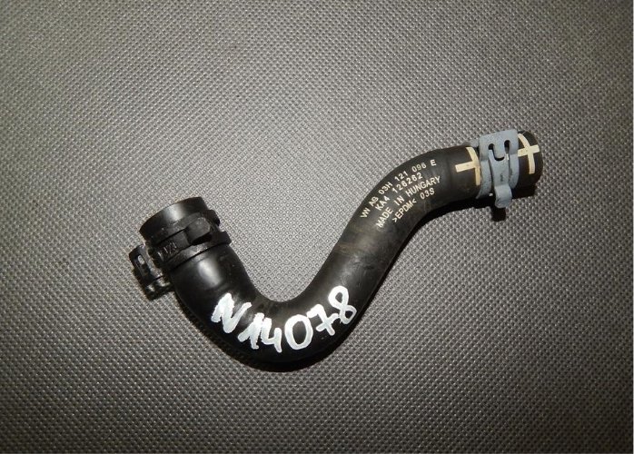 VW TOUAREG 7P 3.6 TSI WATER LINE 03H121096E