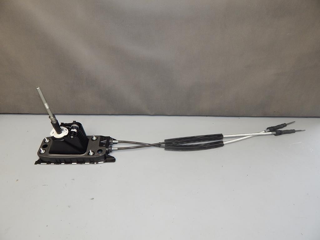 VW TOURAN 5T GEAR SELECTOR 3Q0711061