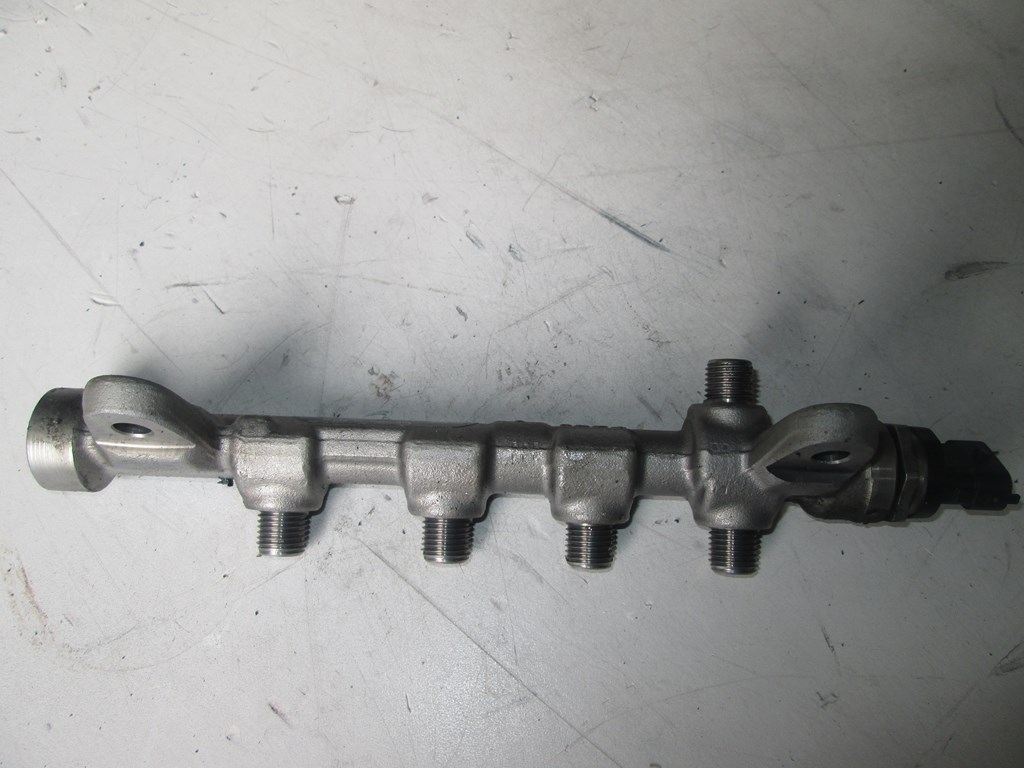 RAMPE INJECTION ALFA ROMEO GIULIETTA 2.0 JTD