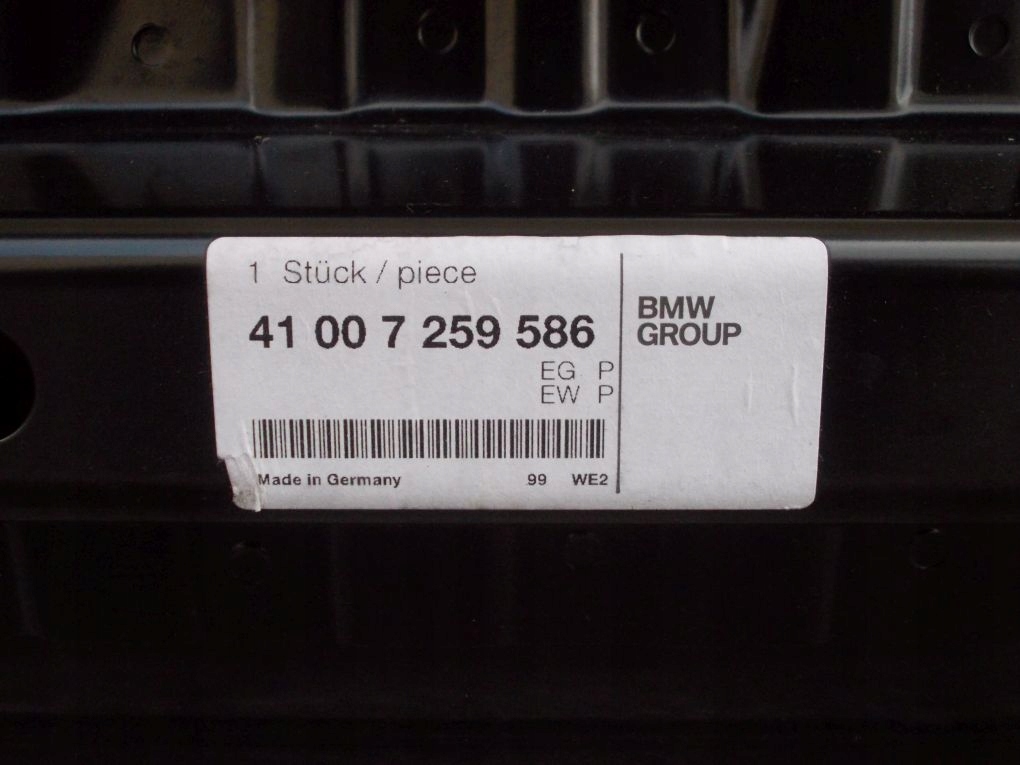 BMW 5 F10 F11 threshold right
