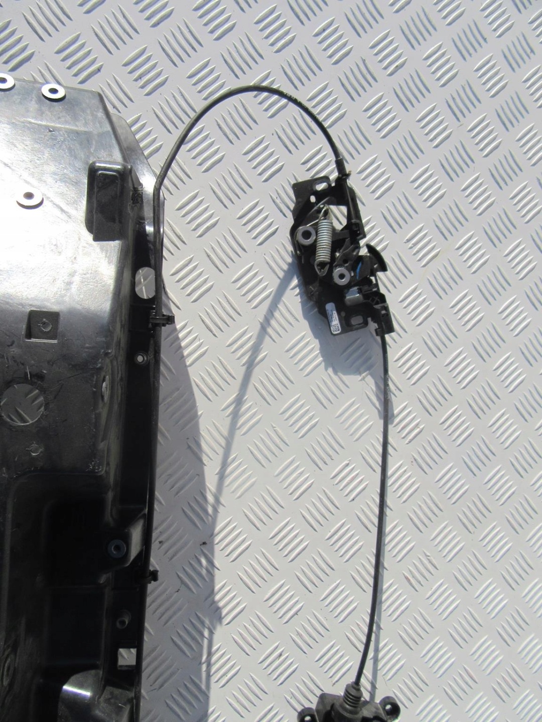 TESLA X sider console front bonnet latch lock RYGIEL