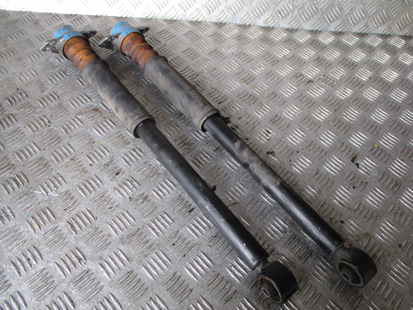 shock absorber amor rear VW POLO 6C0 1,4TDI