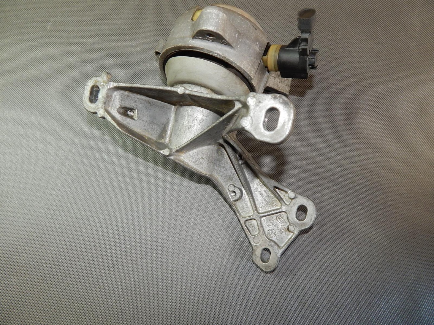 AUDI S8 A8 D4 holder airbag 4H0399114E