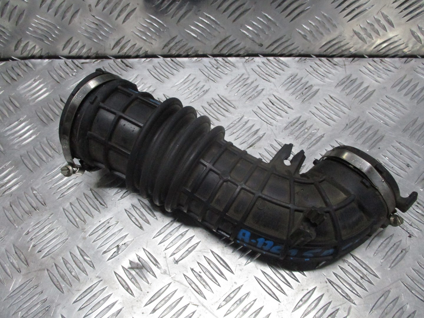 rohr intercooler MERCEDES A KLASA 176 1,5CDI
