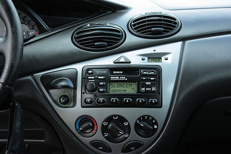 RAMKA RADIOWA RADIO ISO FORD MONDEO FOCUS FIESTA