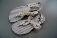 SANDALKI BIALE SKOROPO , DZIECIECE 30 primark