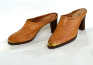 KLAPKI na obcasie z naturalnej brązowej skóry r.37