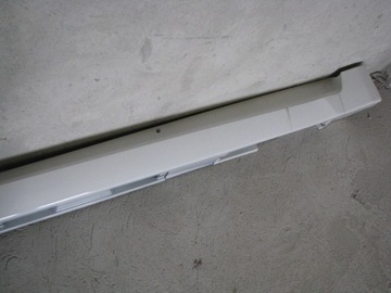 фото thumb №3, Накладка поріг праві toyota avensis t27 09-