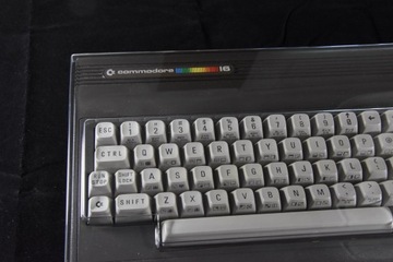 Чехол для Commodore 64-I - абсолютно новый!