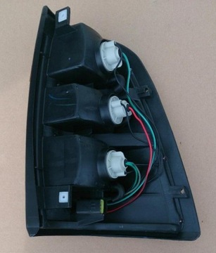 NOWA LEWA TYLNA LAMPA ISUZU PICKUP TRF TFR