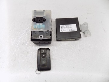 фото thumb №1, Замок запалювання ключ - toyota corolla verso ii 2.2 d4d