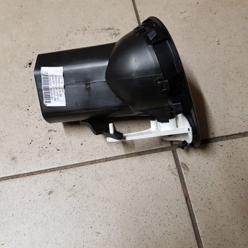 фото thumb №2, Решётка обдув левая renault clio 3 lift