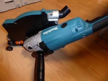 УГЛОВАЯ ШЛИФМАШИНА MAKITA 230 ММ, 2200 ВТ, МЯГКИЙ СТАРТ