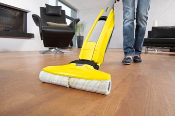 MOP I ODKURZACZ ELEKTRYCZNY FC 5 KARCHER 2W1