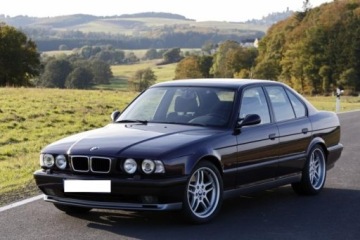 Поворотник перед правая  bmw serii 5 e34 92-96 Оригинал, фото thumb