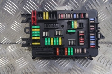 фото thumb №1, Bmw f15 x5 3.0d коробка предохранителей 9360372