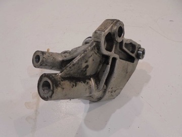 фото thumb №2, Кронштейн насоса впрыска renault megane ii 1.9dci